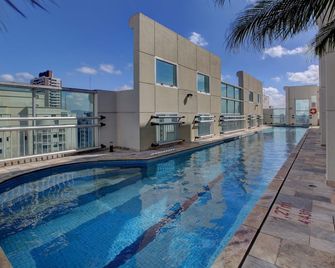Quality Suites Oscar Freire - Sao Paulo - Kolam