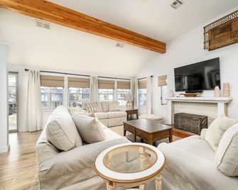4br Beach Haven Retreat Perfect For Families With Teens! - Beach Haven - Huiskamer