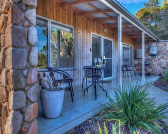 Freycinet Stone Studio 5 - Coles Bay - Patio