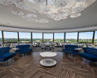 DoubleTree by Hilton Washington DC - Crystal City - ארלינגטון - טרקלין