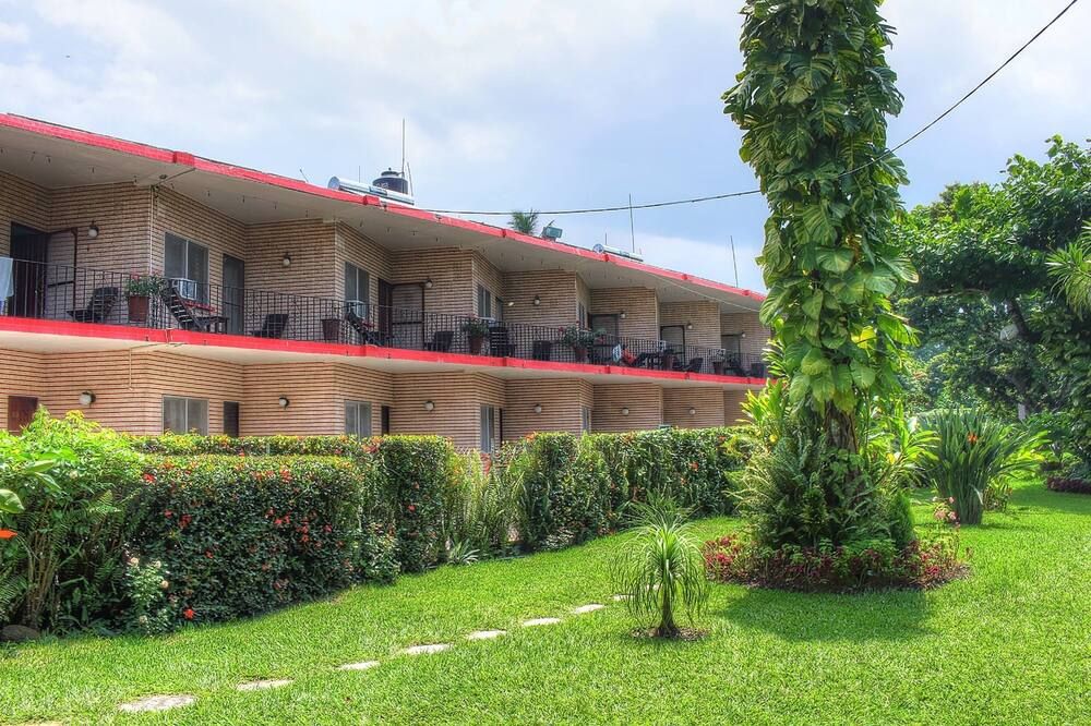 Hotel Posada Koniapan - Catemaco - Building
