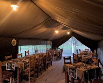 Africa Safari South Serengeti Ndutu Camping - Sinoni - Restaurant