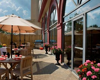 Residence Inn by Marriott London Downtown - London - Patio