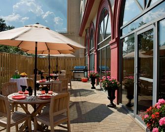 Residence Inn by Marriott London Downtown - לונדון - פטיו