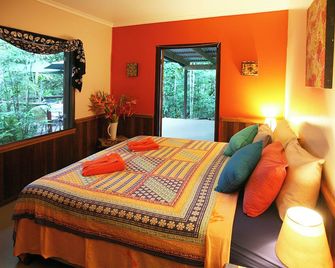 Tropical Bliss bed and breakfast - Innisfail - Habitación