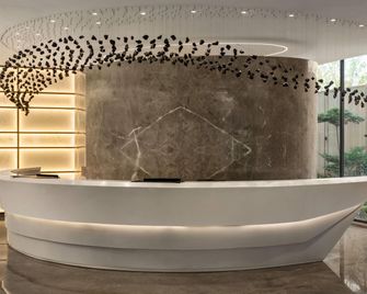 Ramada Encore by Wyndham Ambala GT Road - Ambāla - Lobby