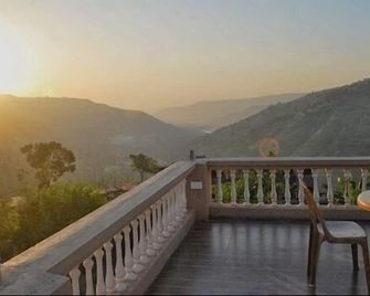 Mount View Executive - Panchgani - Balkon