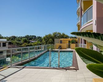1 Bedroom Self-contained Unit - Springwood - Piscina