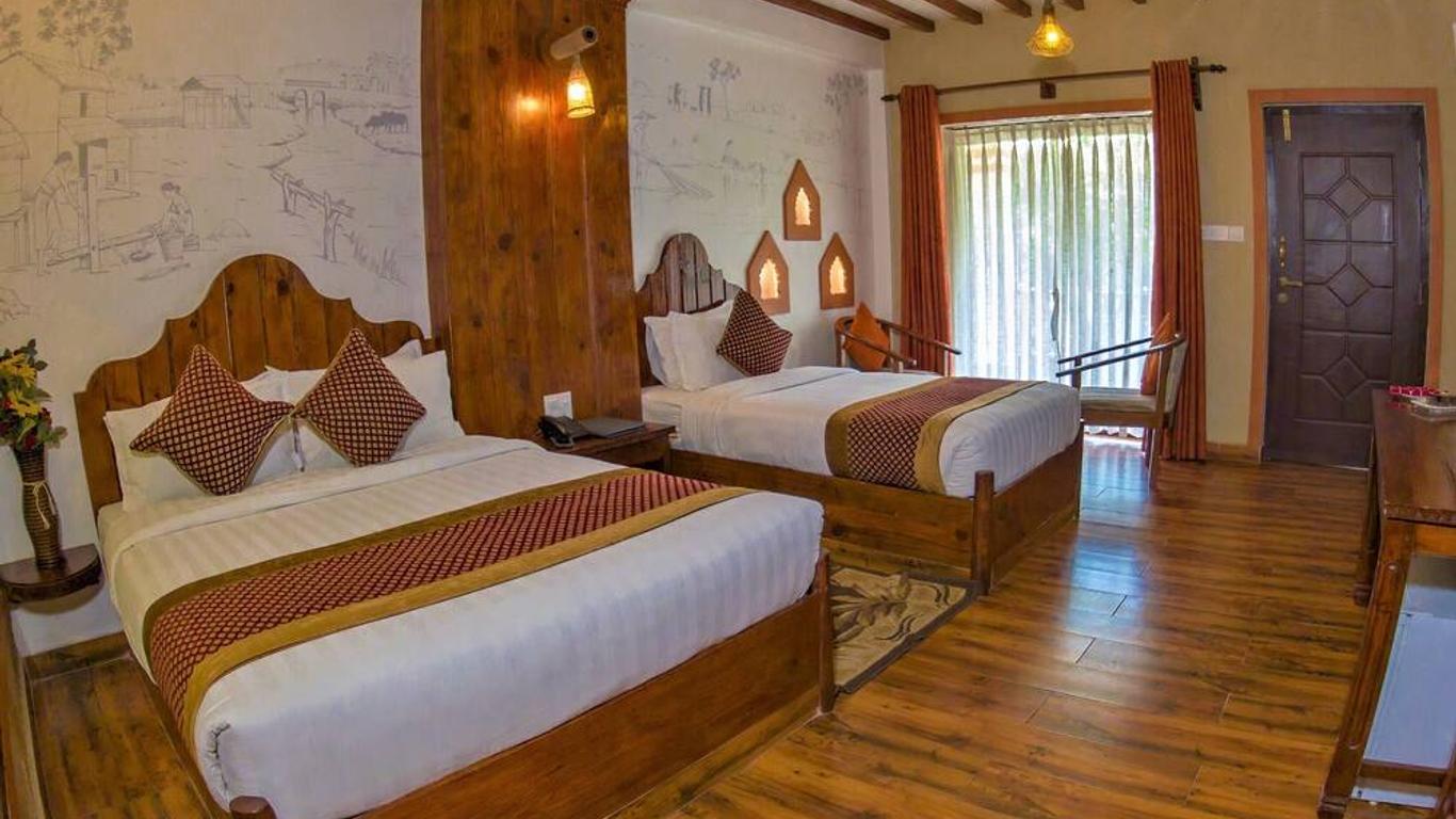 Hotel Jungle Crown