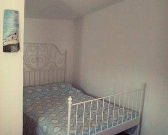 Palheiros da Ribeira - Cardigos - Habitación