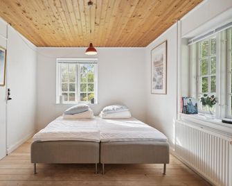 Gorgeous Home In Næstved - Næstved - Schlafzimmer