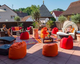 Hotel Krone - Alzenau in Unterfranken - Binnenhof