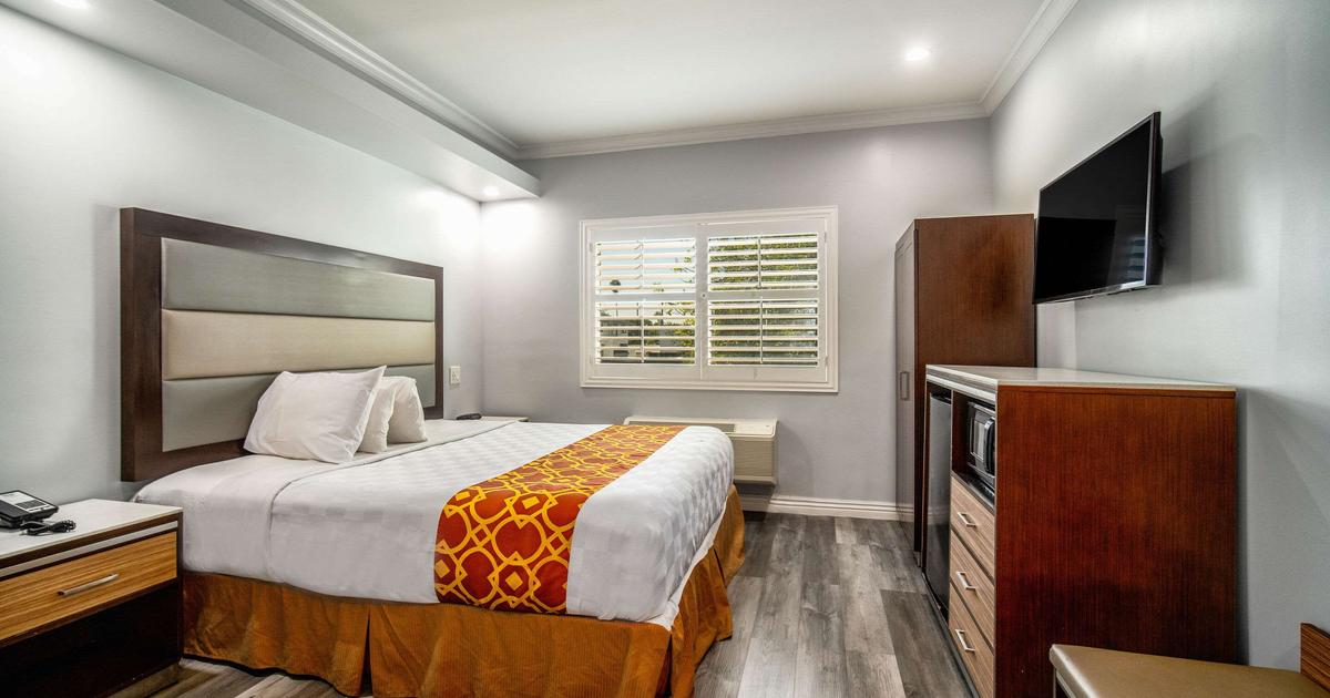 Rodeway Inn & Suites Pasadena from $56. Pasadena Hotel Deals & Reviews - KAYAK