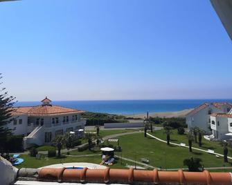 Tateyama Resort Hotel - Татеяма - Балкон