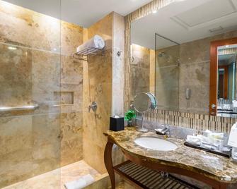 Sheraton Guayaquil Hotel - Guayaquil - Bathroom