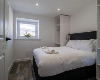 Abbey House - Paisley - Bedroom