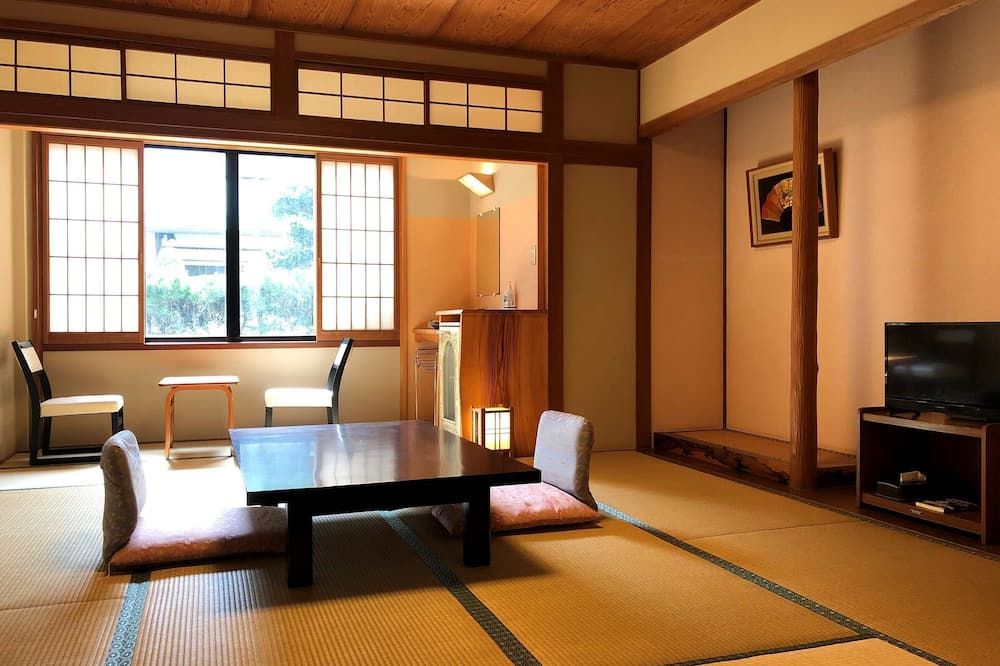 Yuraku - Misasa - Eetruimte