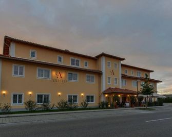 Abasto Hotel & Spa Maisach - Maisach - Gebäude