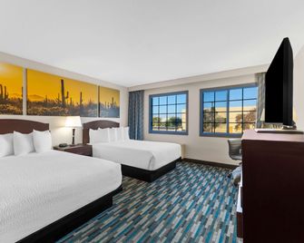 Days Inn & Suites by Wyndham Mesa Near Phoenix - Mesa - Camera da letto