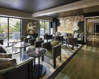 جراند برينس هوتل شين تاكاناوا - طوكيو - ردهة