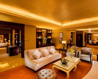 Hilton Hefei - Hefei - Living room