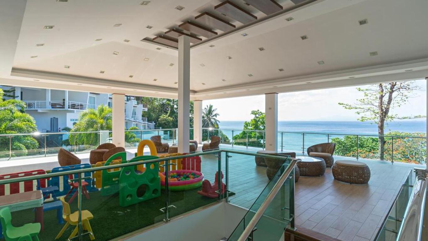 Anilao Awari Bay Resort