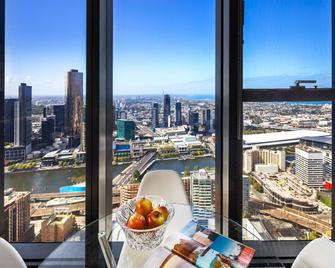 وينستون أبارتمنتس - ميلبورن - شرفة