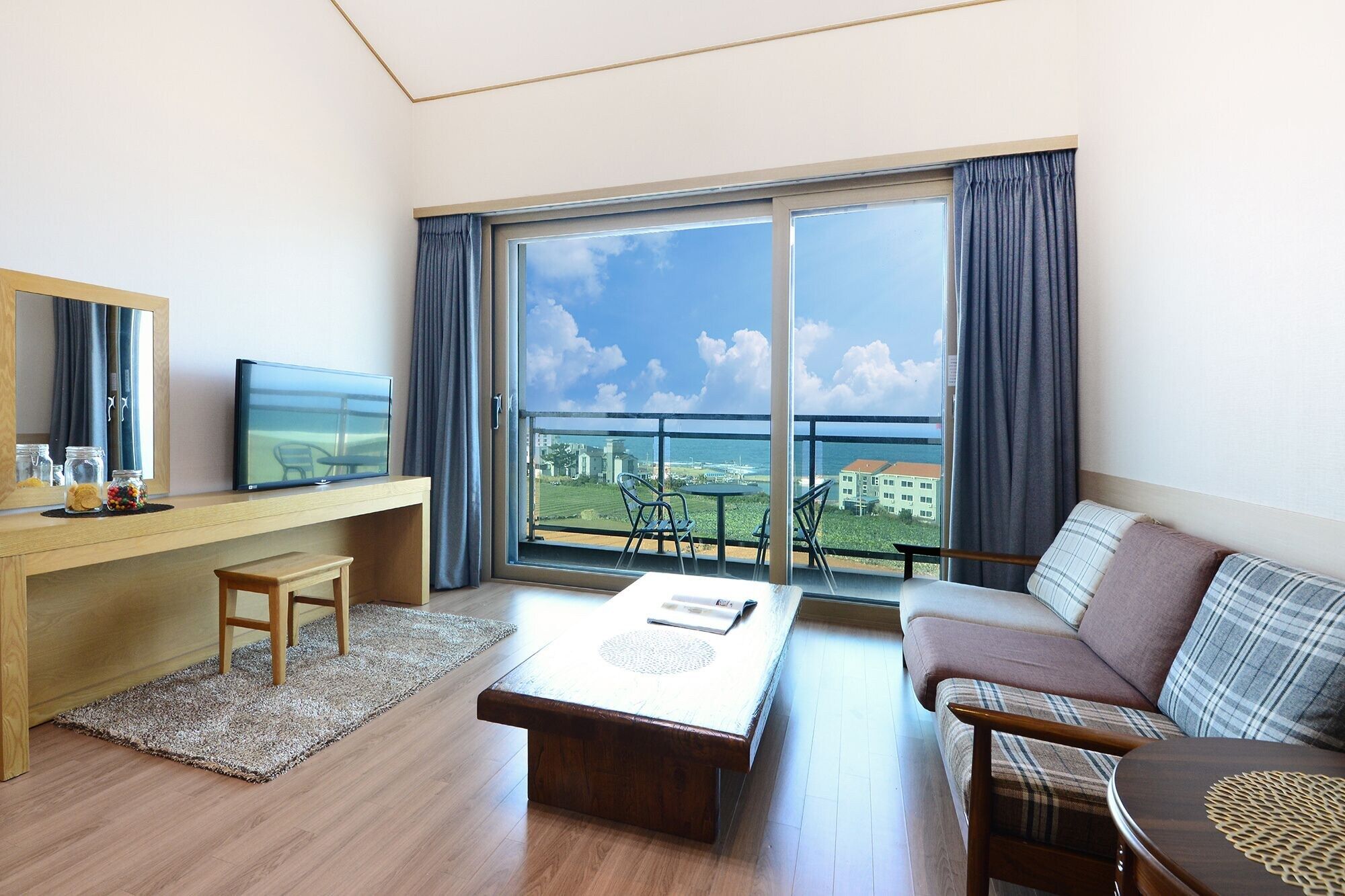 Jeju Resort - Jeju City - Vardagsrum