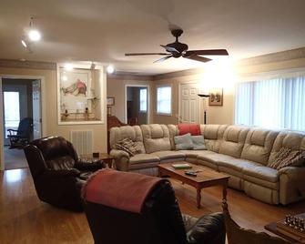 Tims Ford Lake Access Detached Home, Lynchburg, Tn - Lynchburg - Soggiorno