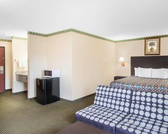 Days Inn by Wyndham Sullivan - Sullivan - Habitación