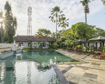 Jimbarwana Hotel - Negara - Pool