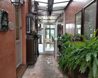 Hotel Casona del Sella - Arriondas - Buiten zicht