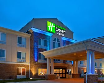 Holiday Inn Express & Suites Mattoon By IHG - Mattoon - Building