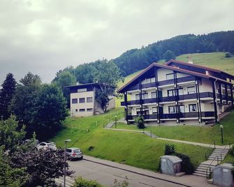 알가우아 크라우테람 - 오베르스타우펜 - 건물