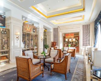 Rezen Select Hotel Zhangjiakou Huailai Lanjing - Zhangjiakou - Sala de estar