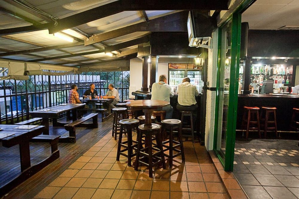 Diggers Inn - Francistown - Bar