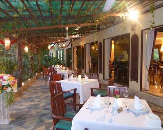 The Orchid Beach Resort At Vip Resort - Rayong - Restaurante