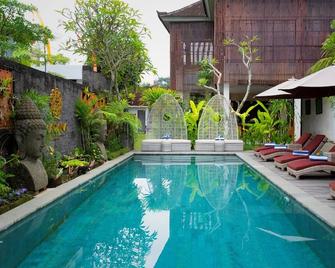 Freddies Resort & Villas Ubud - Sukawati - Zwembad