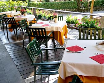 Hotel Ristorante Vecchia Riva - Varese - Restaurante