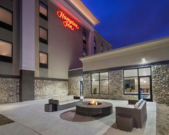 Hampton Inn by Hilton Sikeston - Sikeston - Building