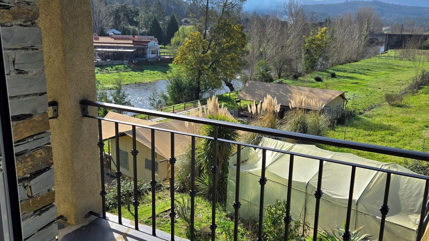 Quinta do Rio Alva and Glamping Lodges