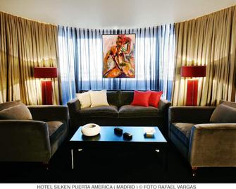 Hotel Puerta America - Madrid - Living room