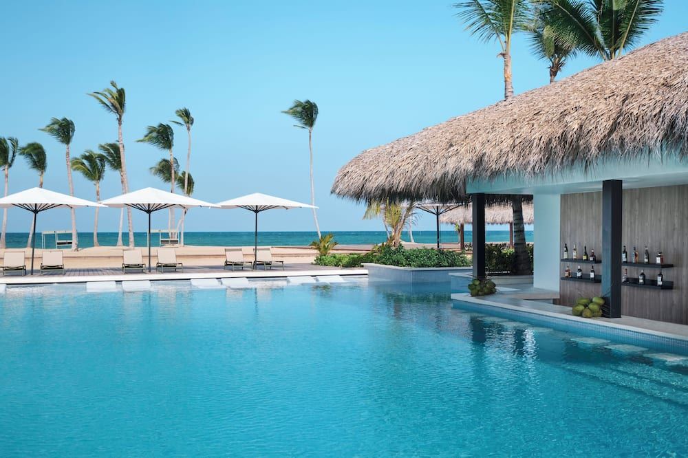 فاينيست بونتا كانا باي ذي إكسيلانس كوليكشن - بسعر شامل جميع الخدمات - بونتا كانا - حوض السباحة