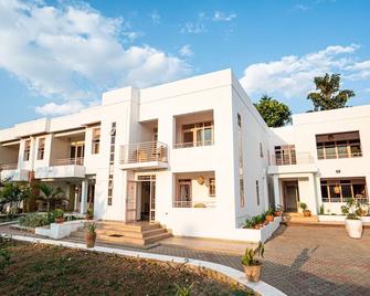 Omx Hotel Kimi - Kigali - Building