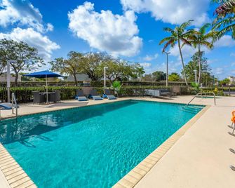 Hampton Inn Ft. Lauderdale-Commercial Blvd. - Tamarac - Piscine