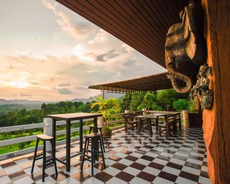 Kham Reserve - Pak Chong - Balcony