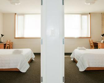 Humber College Lakeshore Campus Residence - Toronto - Bedroom