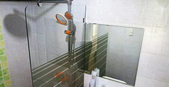 Lohas Airport Hotel - Cagayan de Oro - Bathroom
