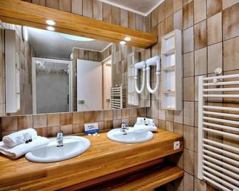 Village Club Kerlannic - Arzon - Salle de bain