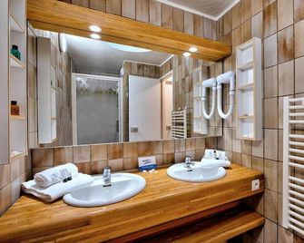 Village Club Kerlannic - Arzon - Salle de bain